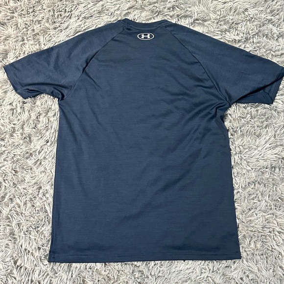 Under Armour Men's Navy and Blue T-shirt - Picture 2 of 2